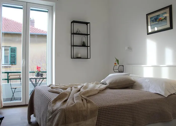 아파트 The Site *