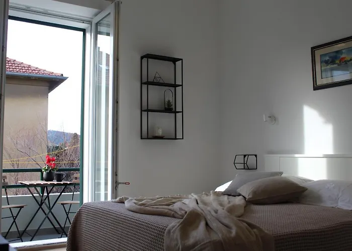 The Site 아파트 스플리트