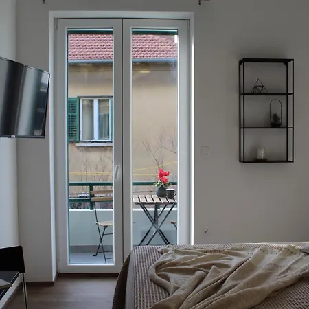 The Site * سبليت